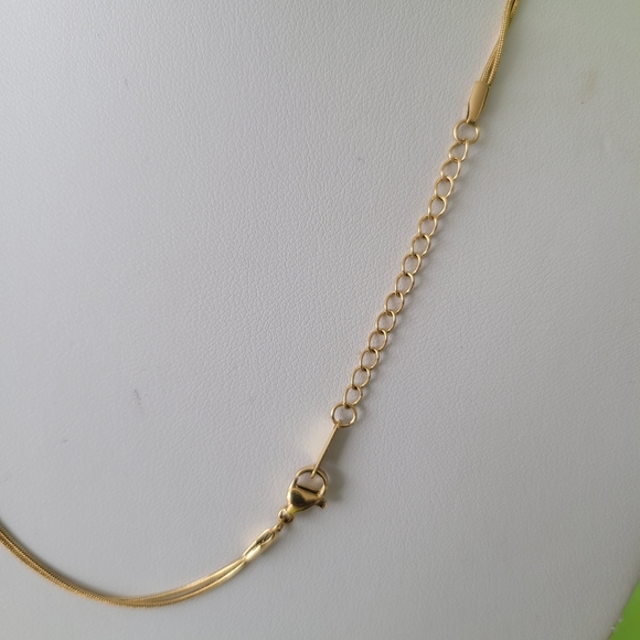 18k Gold 2 in 1 Cube Necklace - Picture 4 of 5